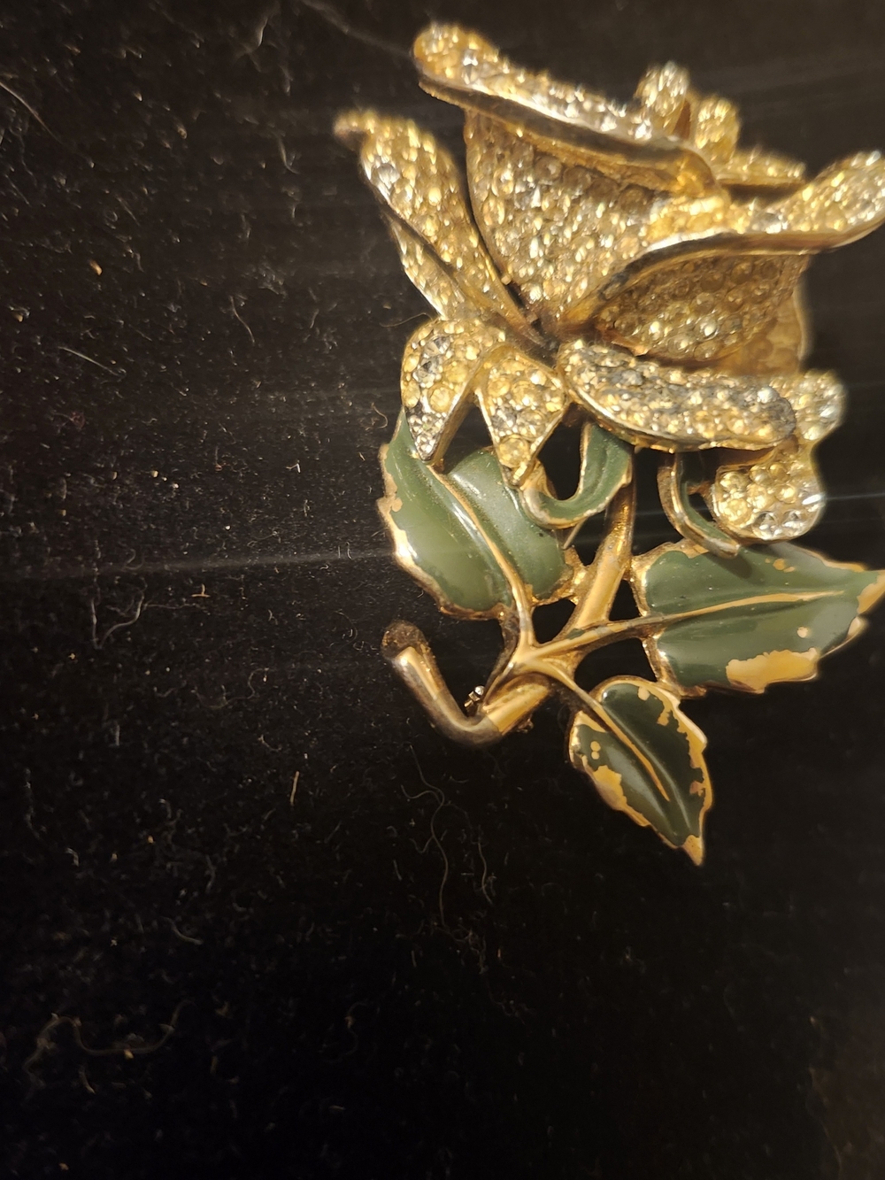 Vintage 1940s Coeo Craft Gold Tone Rose Brooch with Green Enamel Leaves